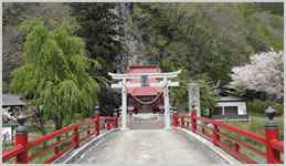 厳篭神社風景